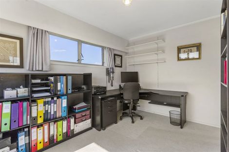 Photo of property in 301 Pakuranga Road, Pakuranga Heights, Auckland, 2010