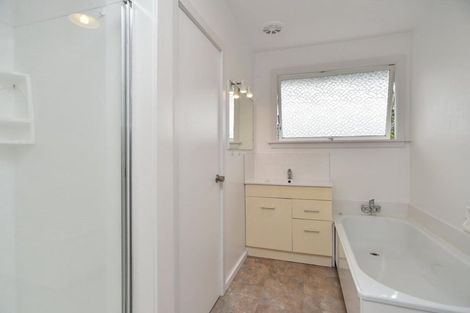 Photo of property in 2/1 Leeman Place, Redwood, Christchurch, 8051