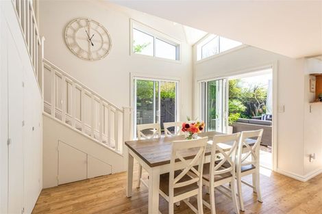 Photo of property in 43 Dryden Street, Sumner, Christchurch, 8081