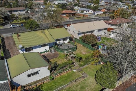 Photo of property in 76 Blomfield Street, Pukehangi, Rotorua, 3015