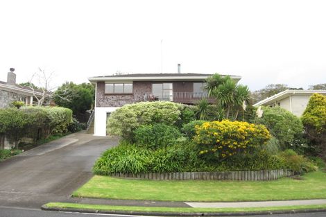 Photo of property in 38 Haseler Crescent, Howick, Auckland, 2014