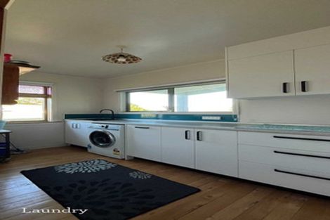 Photo of property in 71 Snodgrass Road, Westport, 7892