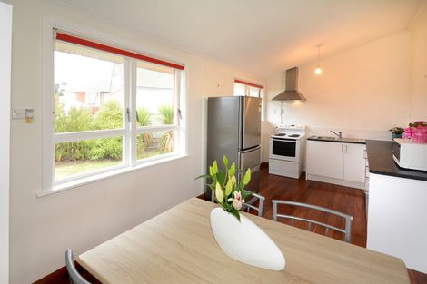 Photo of property in 24 Lock Street, Saint Clair, Dunedin, 9012