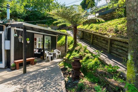 Photo of property in 56 Tilley Road, Paekakariki, 5034