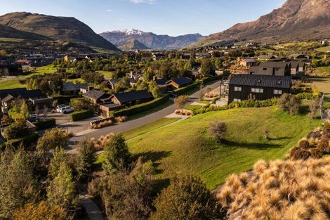 Photo of property in 11 Rannoch Drive, Jacks Point, Queenstown, 9371