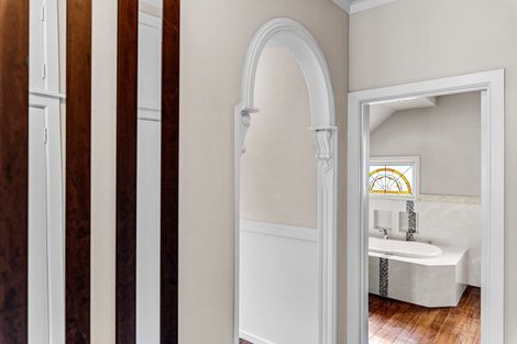 Photo of property in 15 Williams Street, Tauranga, 3110