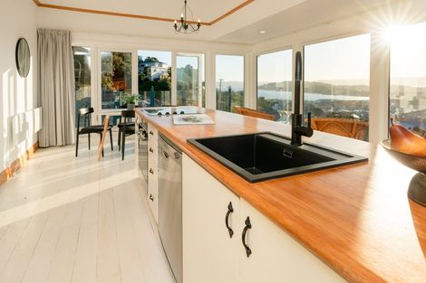 Photo of property in 17 Hornsey Road, Melrose, Wellington, 6023