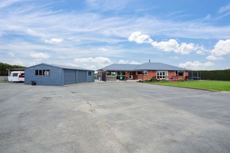 Photo of property in 381 Bay Road, West Plains, Invercargill, 9879