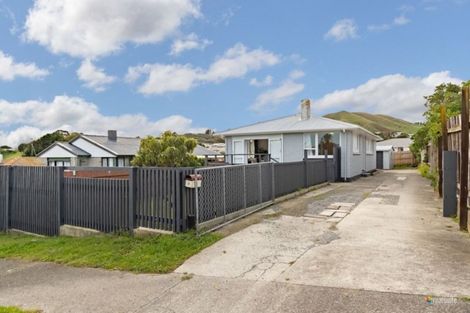 Photo of property in 8 Natone Street, Waitangirua, Porirua, 5024