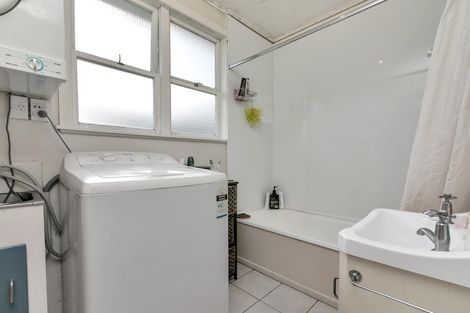 Photo of property in 50 Ellis Avenue, Mount Roskill, Auckland, 1041
