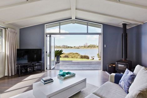 Photo of property in 22 Lindoch Avenue, Te Puna, Tauranga, 3174