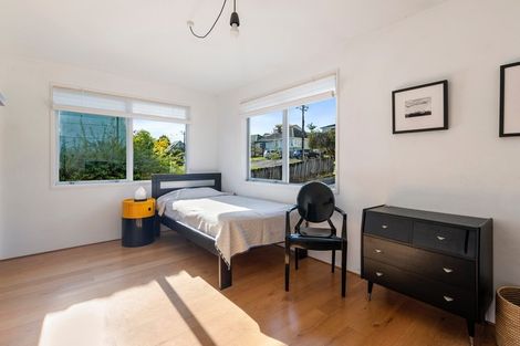 Photo of property in 99 Beresford Street, Bayswater, Auckland, 0622