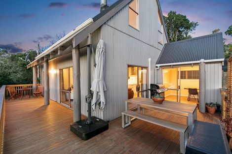 Photo of property in 1/7 Springfield Street, Forrest Hill, Auckland, 0620