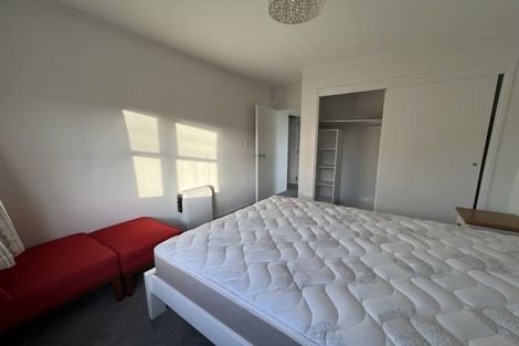 Photo of property in 1/110 Saddleback Rise, Murrays Bay, Auckland, 0630