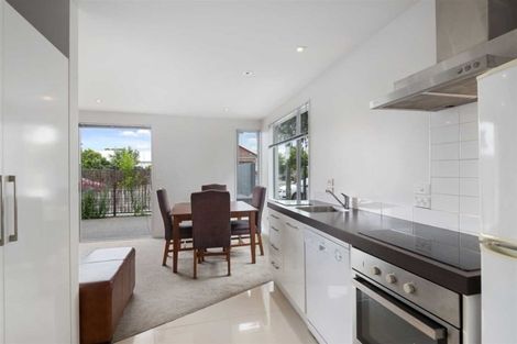 Photo of property in 3/318 Barbadoes Street, Christchurch Central, Christchurch, 8011