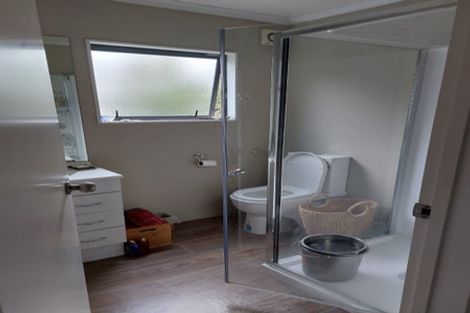 Photo of property in 28 Marcel Place, Glenfield, Auckland, 0629