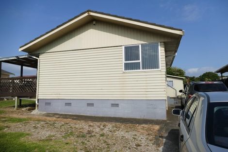 Photo of property in 56 Othello Drive, Clover Park, Auckland, 2023