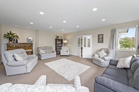 Photo of property in 12 Churchill Drive, Rangiora, 7400