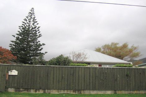 Photo of property in 23 York Street, Moera, Lower Hutt, 5010