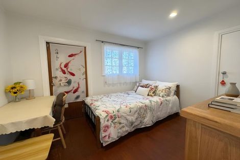 Photo of property in 8 Kiernan Place, Kelston, Auckland, 0602