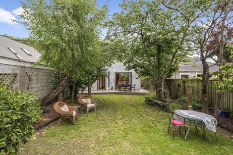 Photo of property in 27 Hardwicke Street, Sumner, Christchurch, 8081