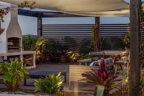 Photo of property in 21 Adamson Road, Taipa, 0420