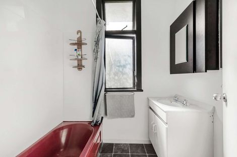 Photo of property in 113 Cornfoot Street, Castlecliff, Whanganui, 4501