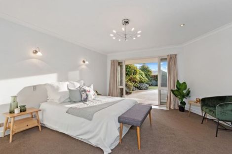 Photo of property in 12 Richard Seddon Drive, Northwood, Christchurch, 8051