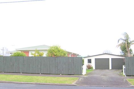 Photo of property in 1 Queenwood Avenue, Queenwood, Hamilton, 3210