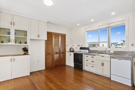 Photo of property in 28a Opal Drive, Papamoa Beach, Papamoa, 3118