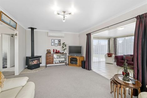Photo of property in 3 Rimu Street, Levin, 5510
