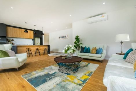 Photo of property in 17 Moemoea Avenue, Kumeu, 0810