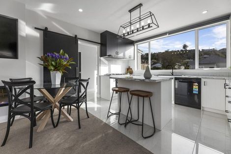 Photo of property in 133 Musselburgh Rise, Musselburgh, Dunedin, 9013