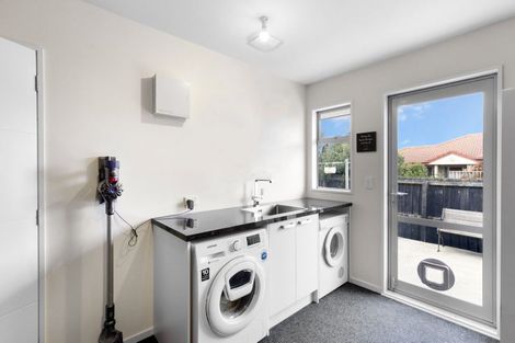 Photo of property in 44 Crombie Green, Northwood, Christchurch, 8051