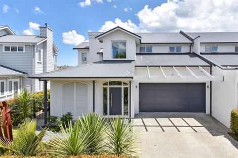 Photo of property in 13 Lake Drive, Karaka, Papakura, 2113