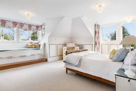 Photo of property in 8 Wood Lane, Fendalton, Christchurch, 8014