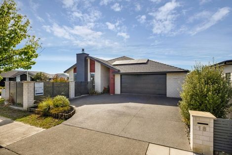 Photo of property in 18 Rose Manor Drive, Springlands, Blenheim, 7201
