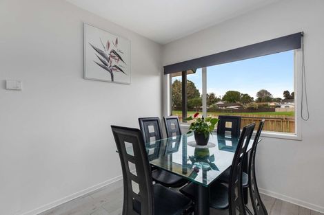 Photo of property in 15a Melleray Place, Randwick Park, Auckland, 2105