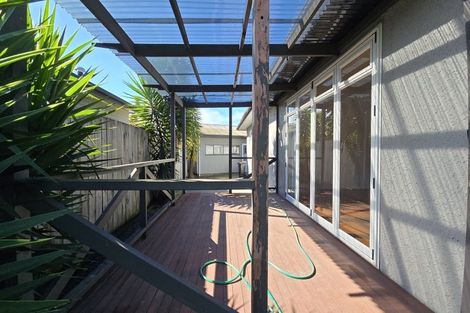 Photo of property in 17 Anzac Avenue, Onekawa, Napier, 4110