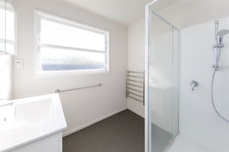 Photo of property in 44 Abraham Crescent, Milson, Palmerston North, 4414