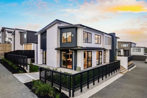 Photo of property in 42 Longshore Drive, Long Bay, Auckland, 0630