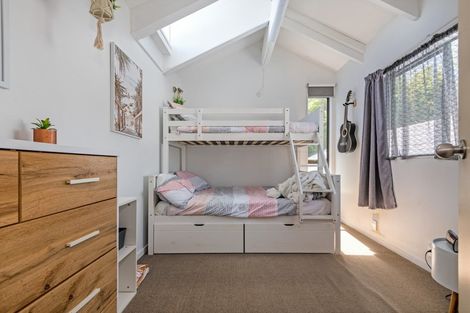 Photo of property in 23 Course Lane, Sanson, 4817