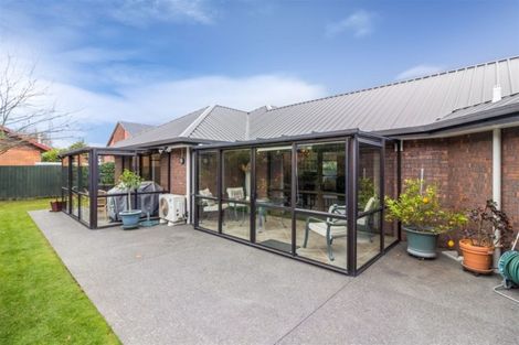 Photo of property in 18 Althorp Place, Avonhead, Christchurch, 8042