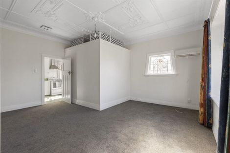 Photo of property in 240 South Road, Caversham, Dunedin, 9012