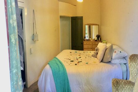 Photo of property in 47 Aurora Terrace, Kelburn, Wellington, 6012