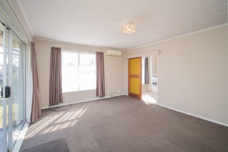 Photo of property in 1/64 Denise Crescent, Hornby, Christchurch, 8042