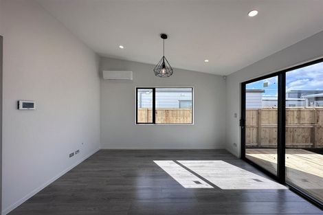 Photo of property in 40 John Gray Street, Papakura, 2110