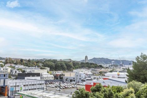 Photo of property in Grosvenor Cl, 21/6 Brown Street, Mount Cook, Wellington, 6021