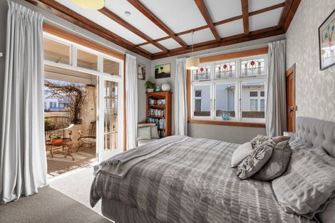 Photo of property in 10 Latham Street, Napier South, Napier, 4110