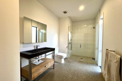 Photo of property in 9 Rabbiters Crescent, Jacks Point, Queenstown, 9371